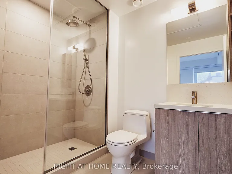 2020 Bathurst St #536 — Photo 11