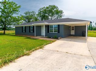 438 New Cut Rd, Hartselle, AL 35640