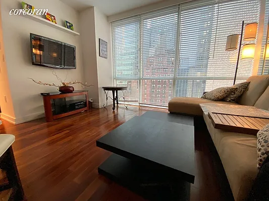 Rented by Corcoran | media 31