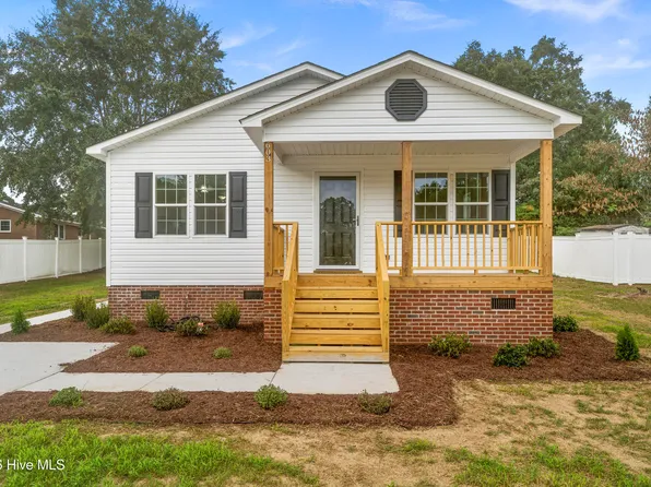 603 Ashford Drive, Clinton, NC 28328