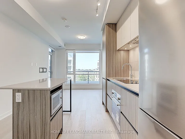 7950 Bathurst St #B-532 — Photo 8