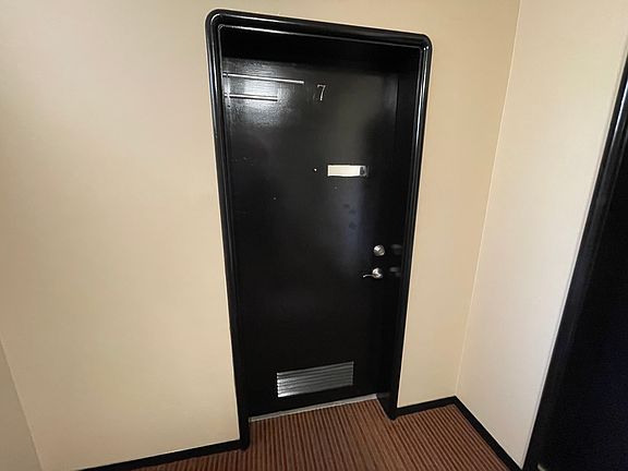 4th image of 3360 H St APT 7