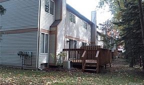 3rd image of 6253 Hunter Pointe St #34