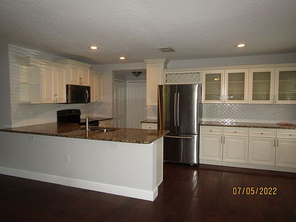 2nd image of 222 S Riverhills Dr