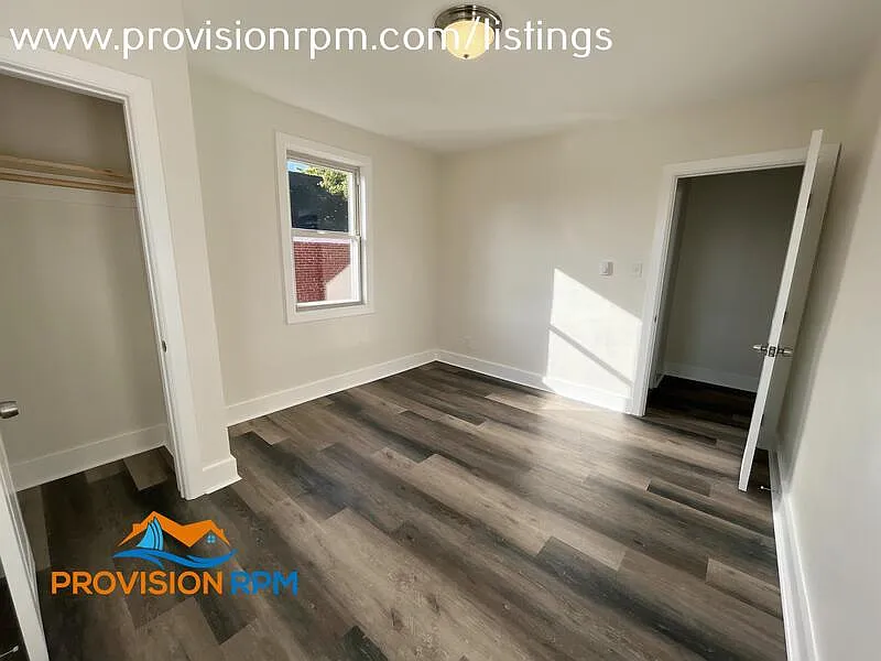 2 bed, 1.0 bath, 850 sqft, $1,075 — Photo 3