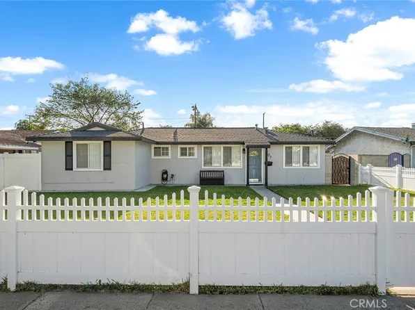 707 S Pine Dr, Fullerton, CA 92833