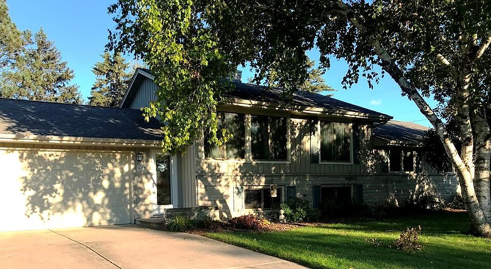 1st image of 628 S 12th Ave
