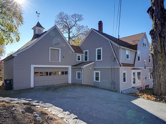 3rd image of 27 Winona Ave