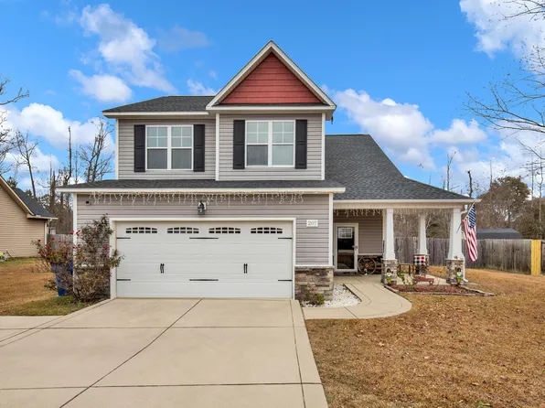 207 Boswell St, Raeford, NC 28376