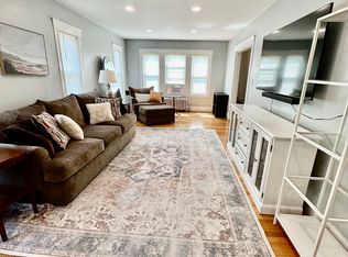 16 Colonial Ave, Newton, MA 02460