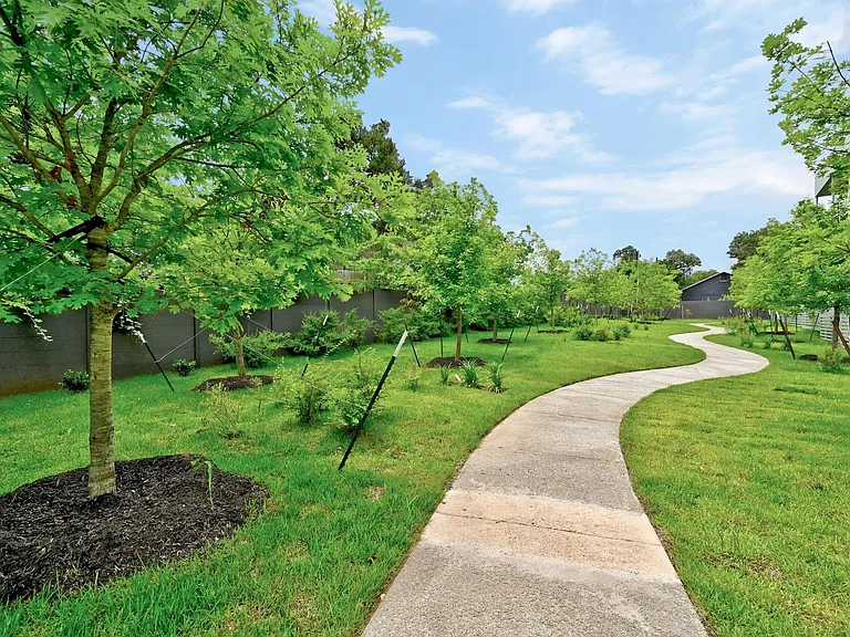 4004 Banister Ln #209-A — Photo 30
