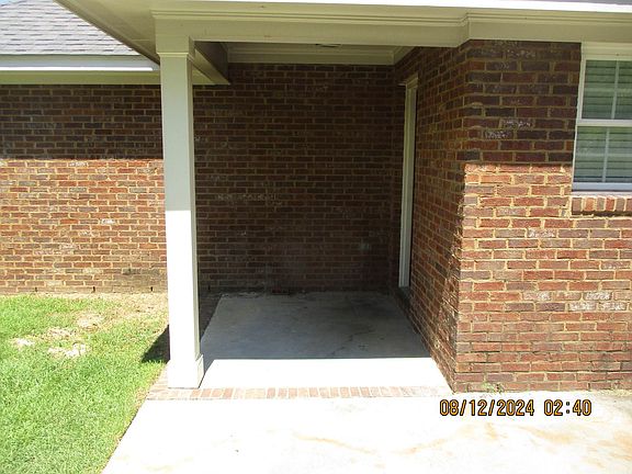 2nd image of 113B Magnolia Ave