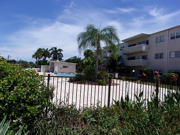 2nd image of 223 Columbia Dr APT 101