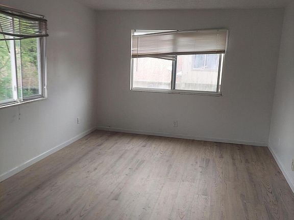 4th image of 2215 NW 56th Avenue #3-e