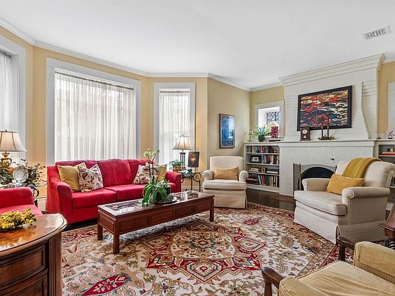 5th image of 1717 CLARK STREET