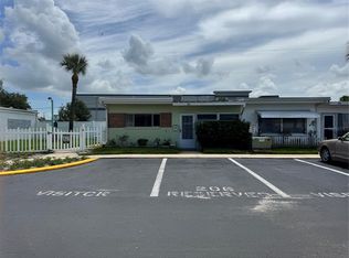 250 Rosery Rd NW APT 206, Largo, FL 33770