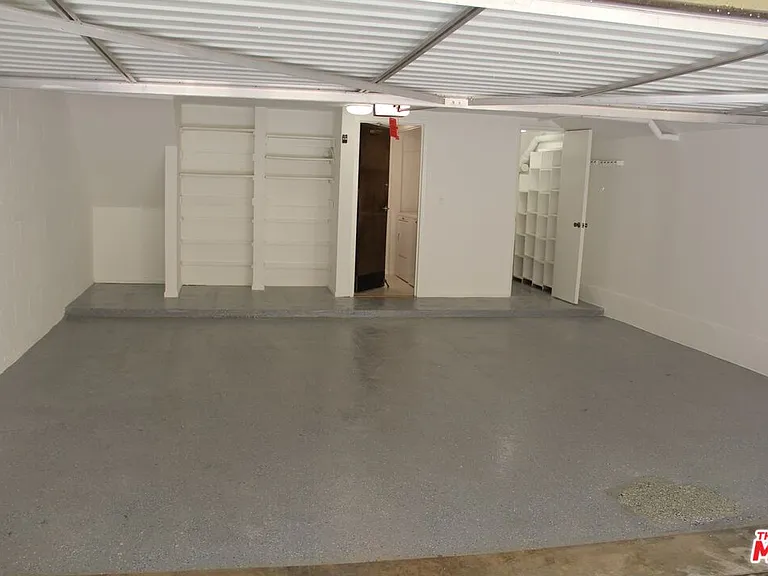 802 Washington Ave — Photo 26