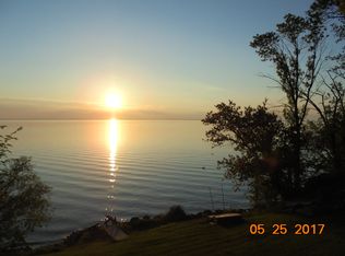 N6325 Fairy Springs Rd, Hilbert, WI 54129