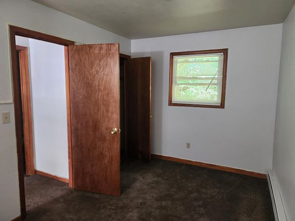 4th image of 5 Alexander Dr #11540573