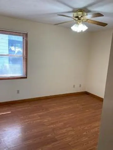 104 E Liberty St — Photo 9