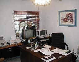 4th image of 8619 Bolington Dr