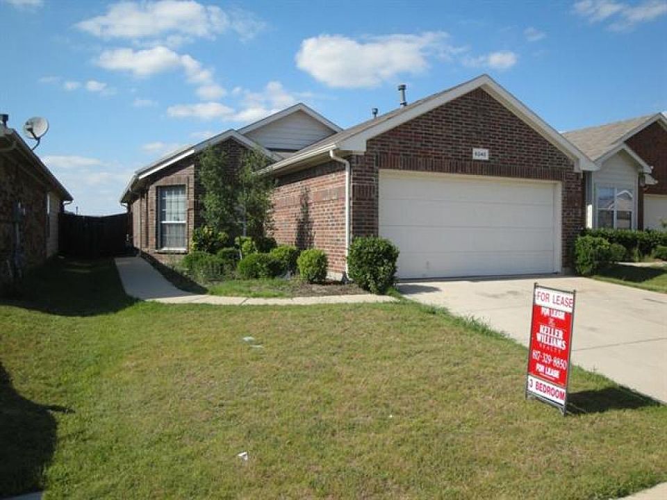 1st image of 6240 Geneva Ln