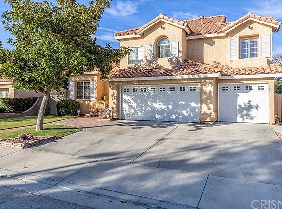 3rd image of 37649 Highland Ct