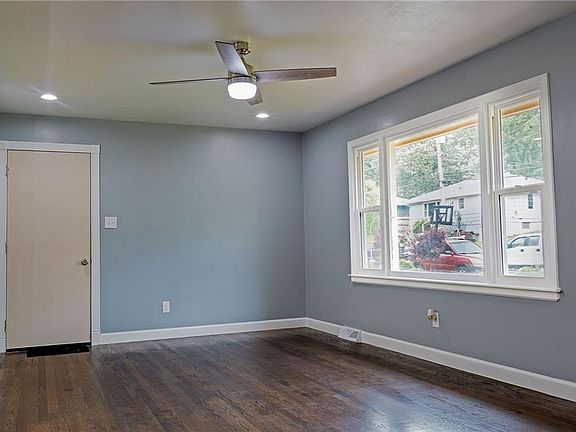 4th image of 1531 N 33rd St