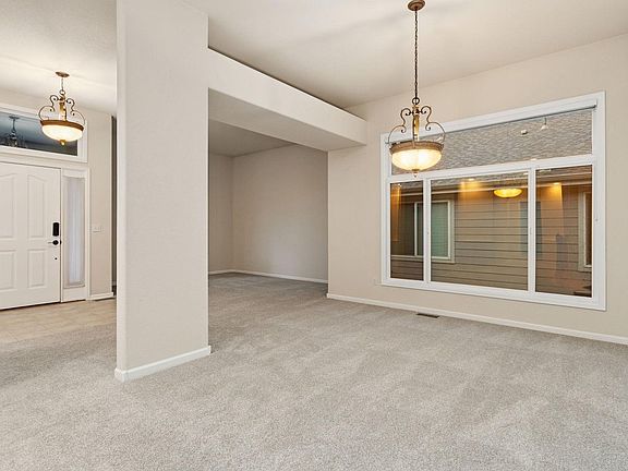 4th image of 1634 Animas Pl