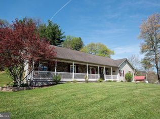 2654 Hay Creek Rd, Birdsboro, PA 19508
