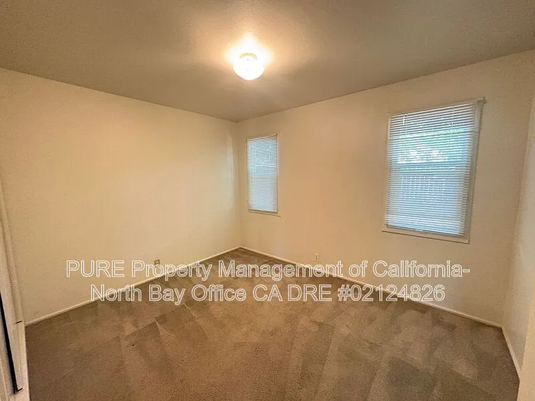 2 Kandace Ct — Photo 10