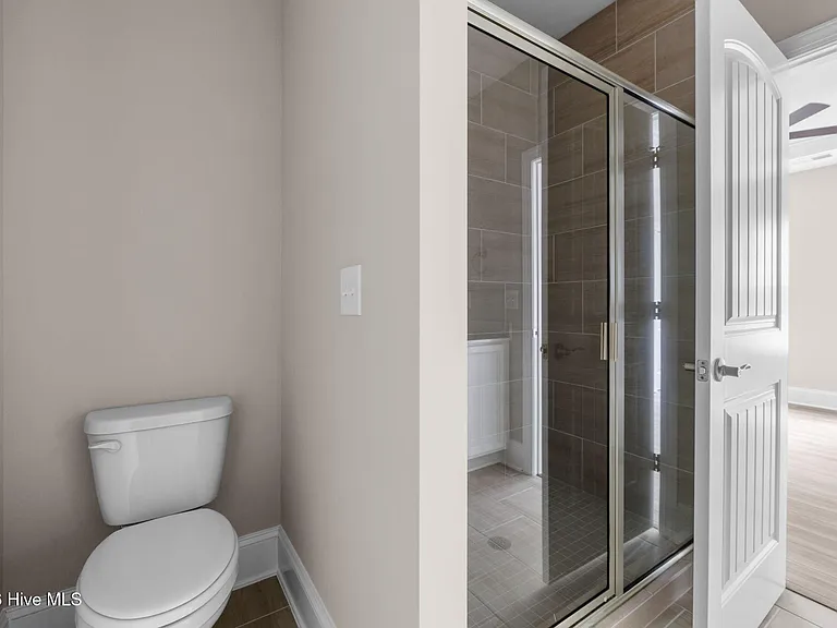 165 Lark Dr — Photo 18