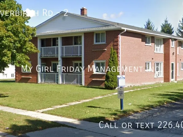 602 Silverbirch Rd #2, Waterloo, ON N2L 4R5