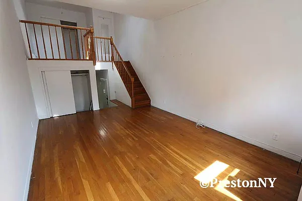 Rented by J PRESTON AND ASSOCIATES INC | media 7