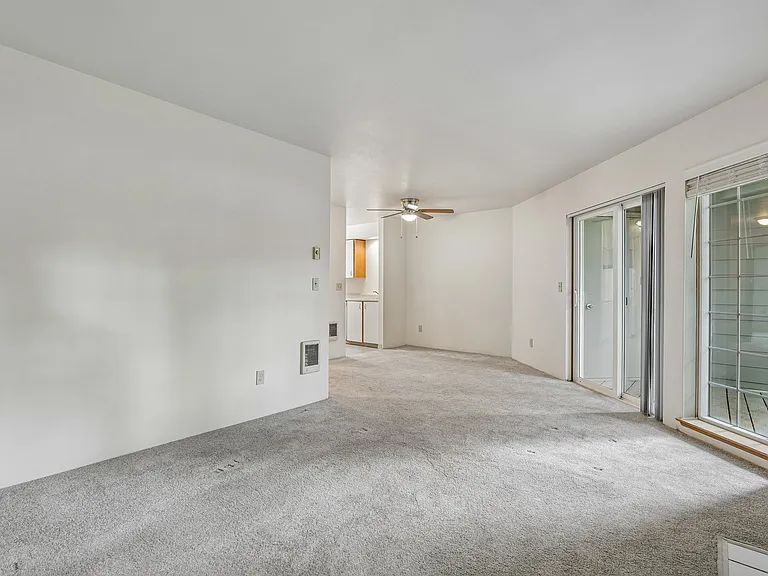 Forest Green Apartments — Photo 9