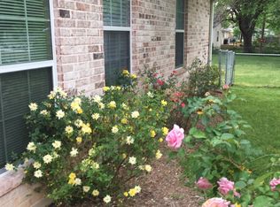 604 9th St, Kemp, TX 75160