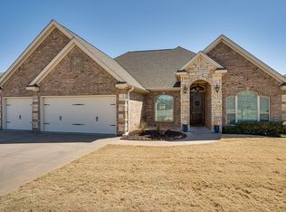 2909 S Shepherds Gln, Wichita Falls, TX 76308