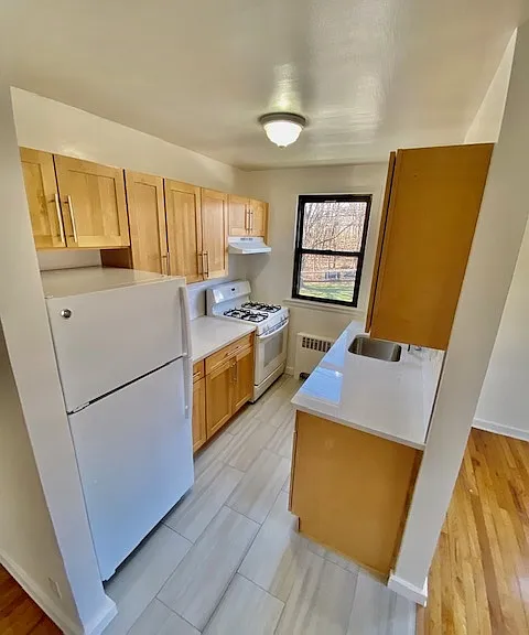 Cooper Dr — Photo 3