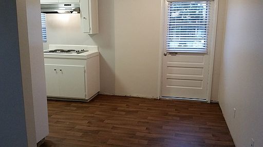5th image of 4655 Lamont St APT 315