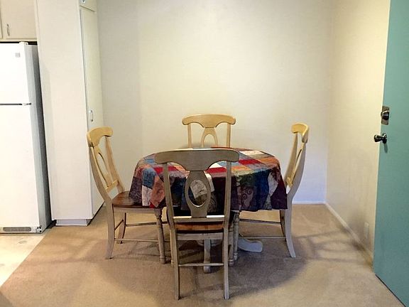 5th image of 1855 Diamond St #5