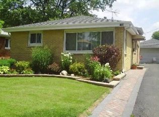 1102 Derrough Ave, Northlake, IL 60164