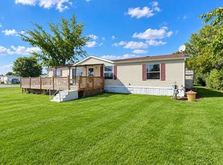 57202 Woodcreek, New Haven, MI 48048