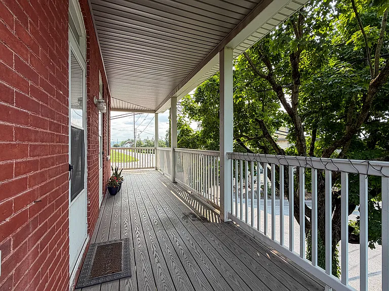 504 Fivepointville Rd #2 — Photo 24