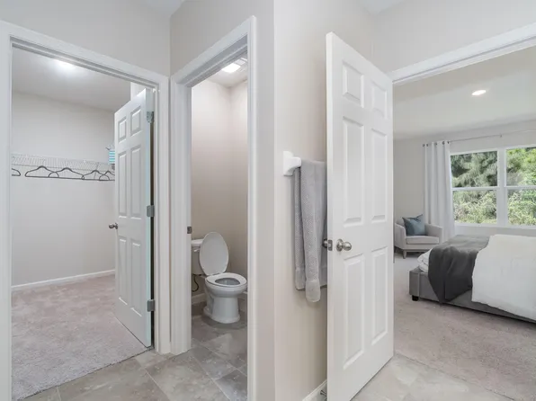 132 SW Chapman Avenue, Port St Lucie, FL 34984