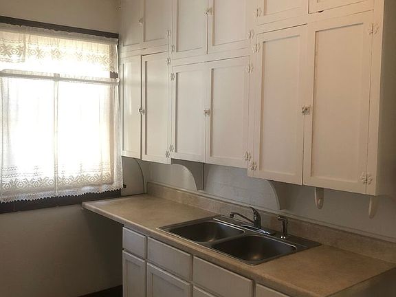 5th image of 511 N Adams St APT 4