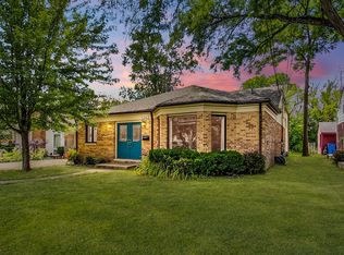 1242 McDaniels Ave, Highland Park, IL 60035