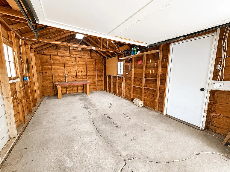 1414 S Hervey St — Photo 19