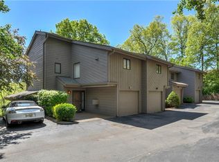 769 Harpeth Trace Dr, Nashville, TN 37221