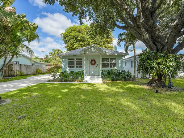 1511 S Palmway, Lake Worth Beach, FL 33460