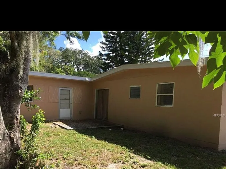 5335A Palmetto Rd — Photo 7